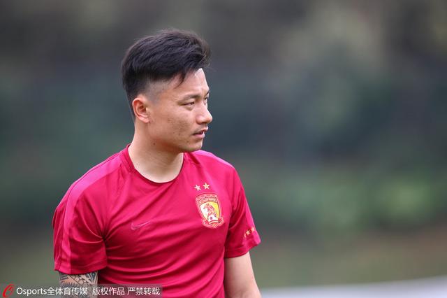 如果罗马不需要通过出售球员换取资金，那么也许沃尔帕托、米索利等球员现在还留在队中。